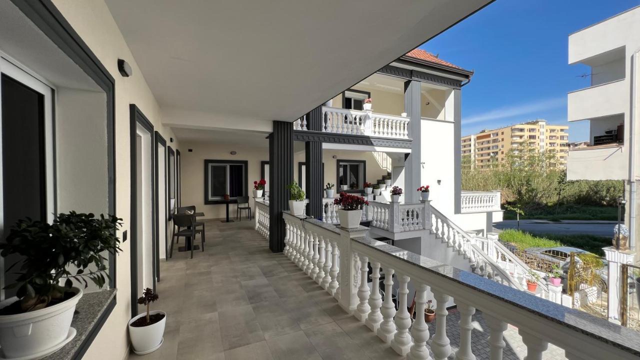 Vila Aaron Durrës Kültér fotó