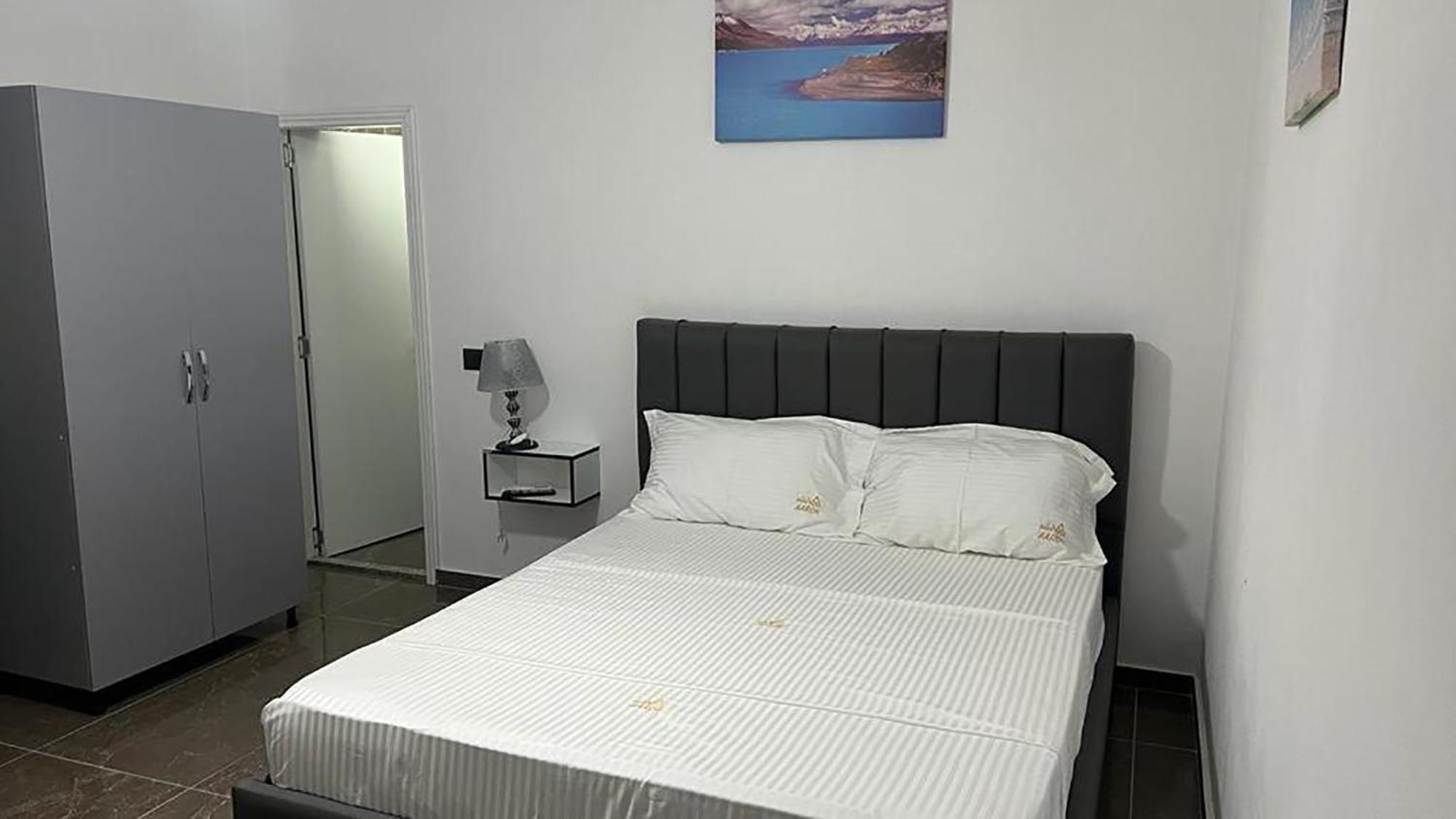 Vila Aaron Durrës Kültér fotó