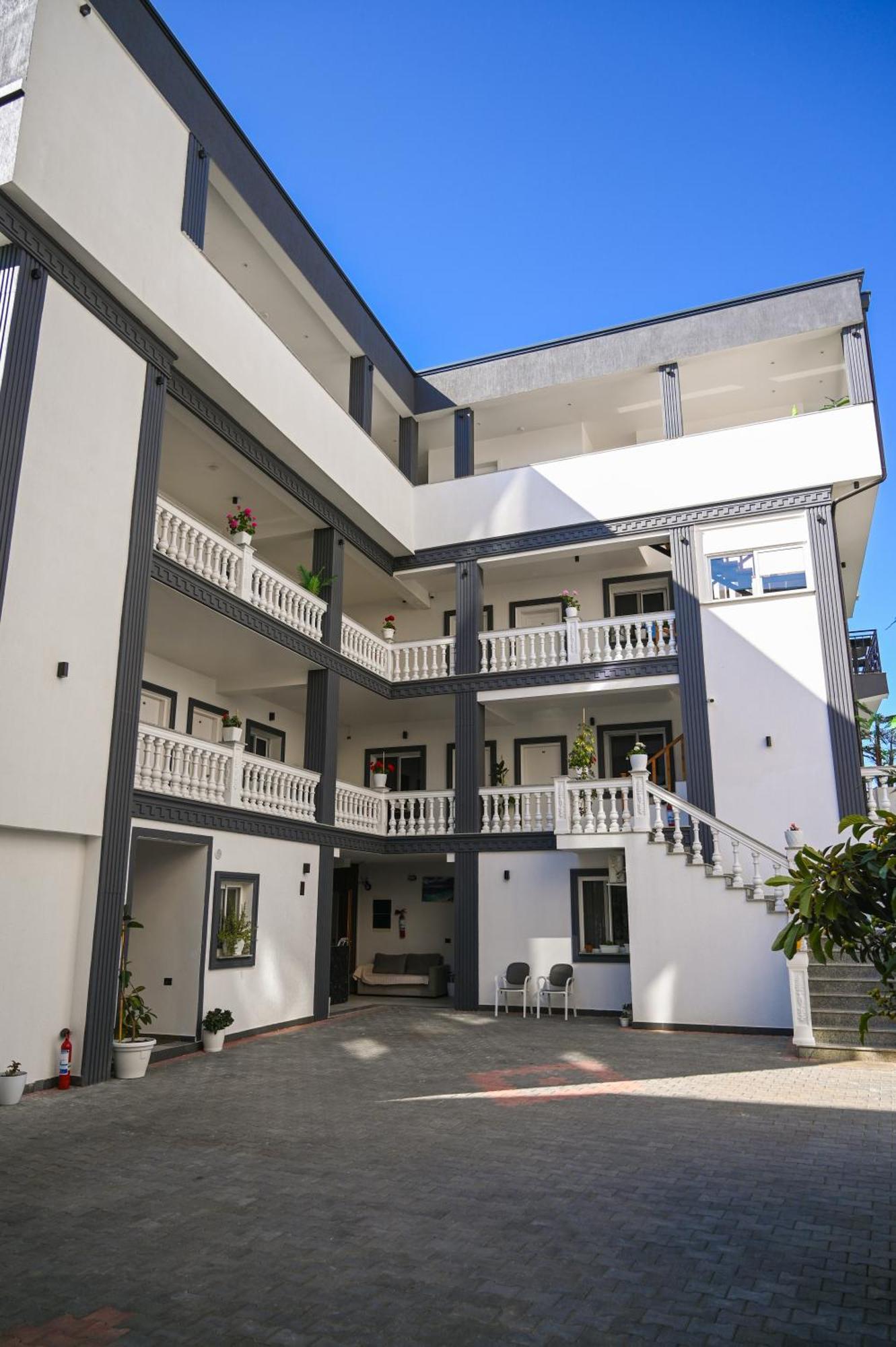 Vila Aaron Durrës Kültér fotó